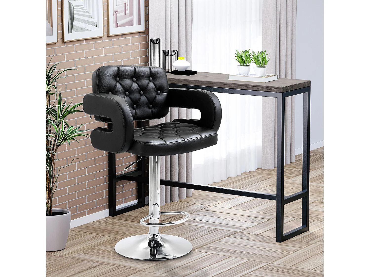 Sgabello da bar con braccioli e schienale in finta pelle nera