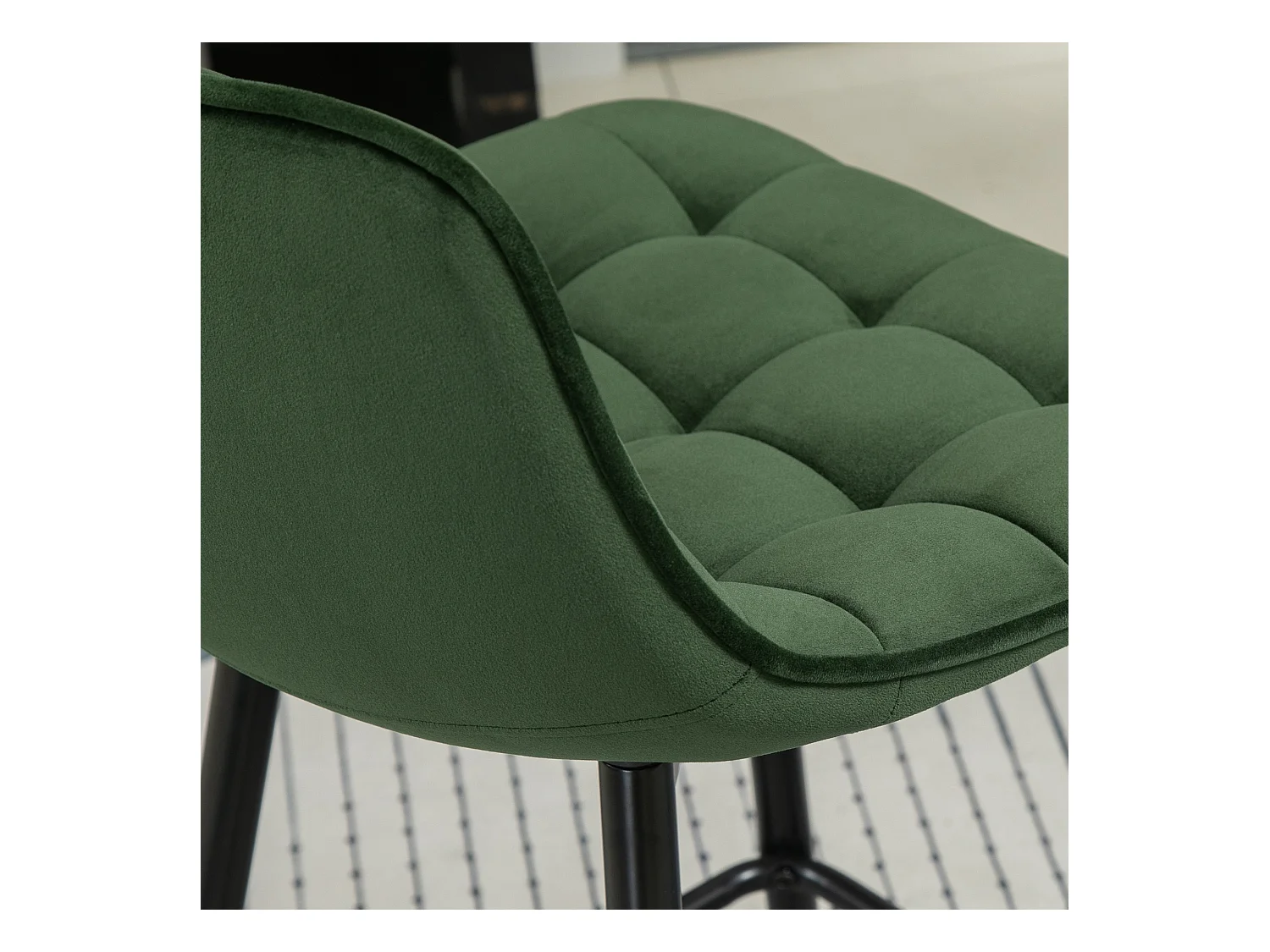 Set 2 sgabelli da bar con schienale e poggiapiedi velluto verde