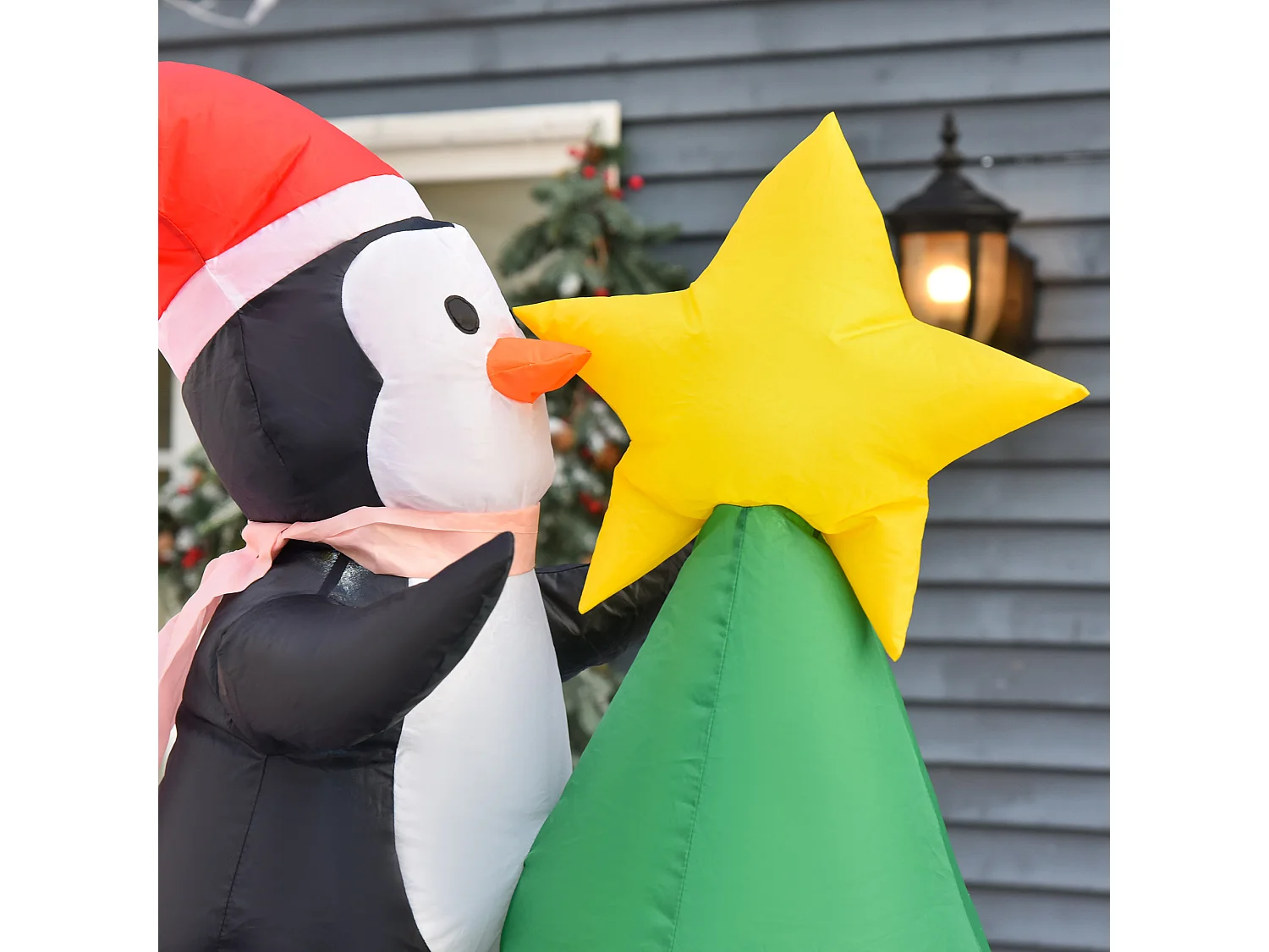 Babbo natale gonfiabile 1.8m con albero pinguino e luci led