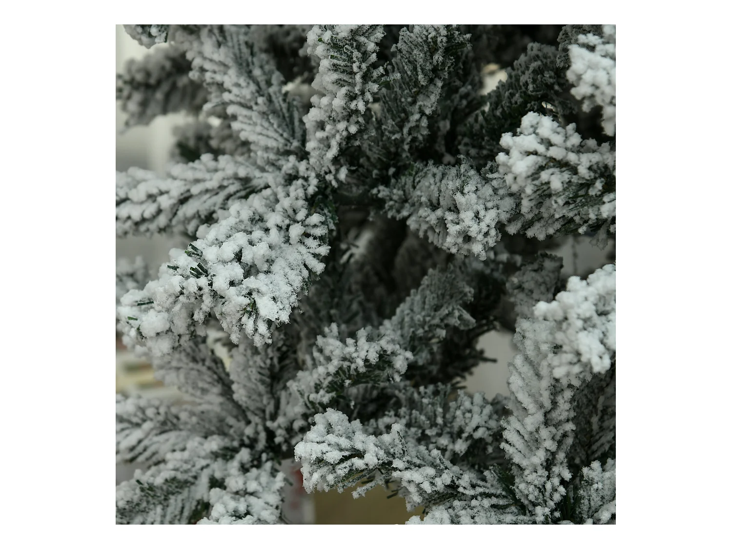 Albero Natale slim innevato 631 rami base metallo