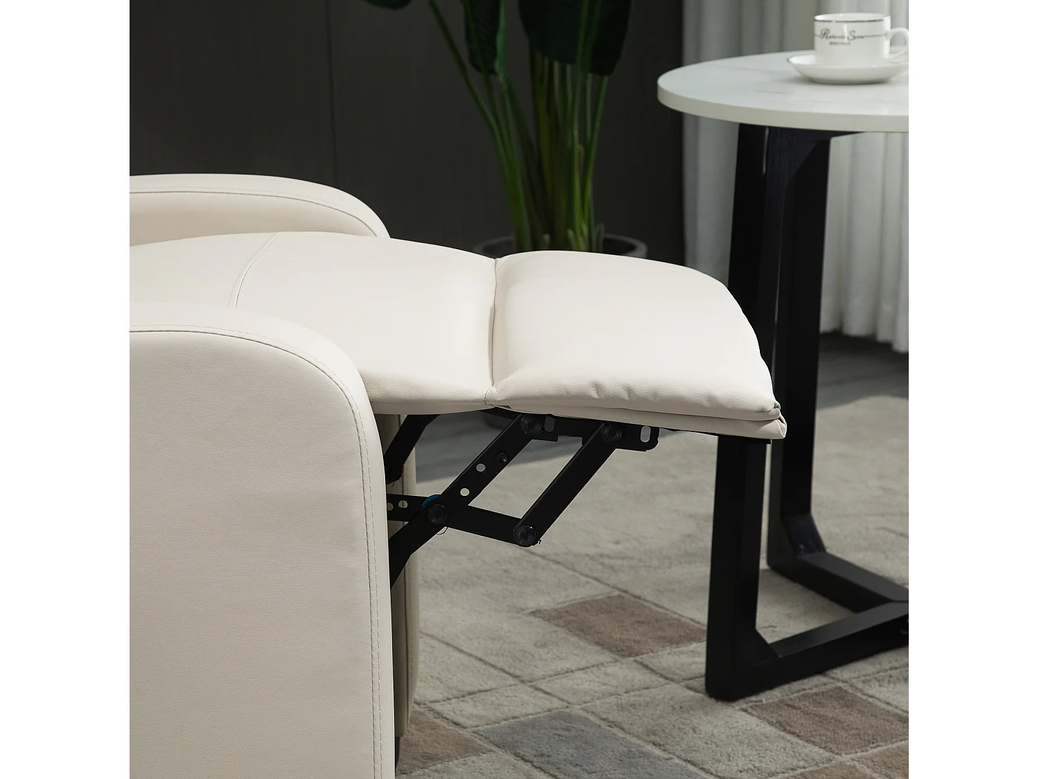 Poltrona massaggiante reclinabile con telecomando e poggiapiedi