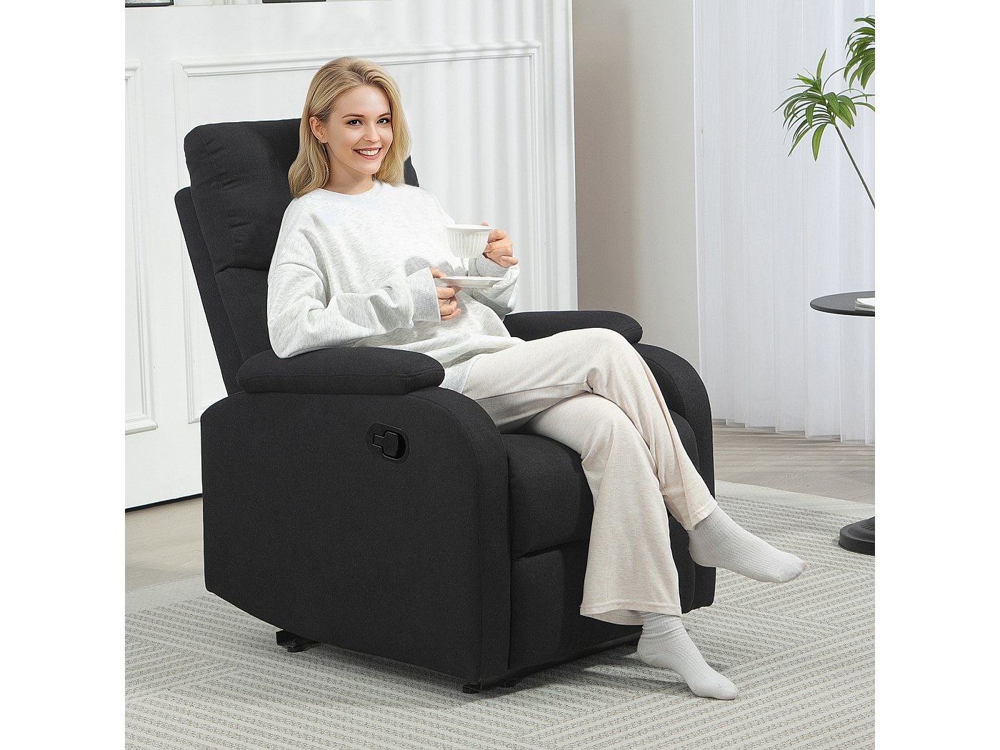 Poltrona Reclinabile Girevole Newport In Ecopelle Tortora Con Ottomano – 45° Reclinabile, Base Legno Noce, Moderna