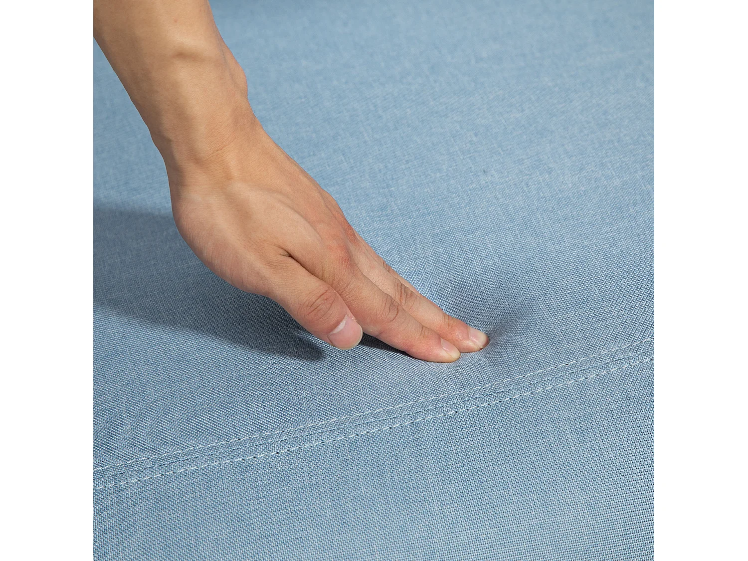 Poltrona relax reclinabile con poggiapiedi in tessuto azzurro