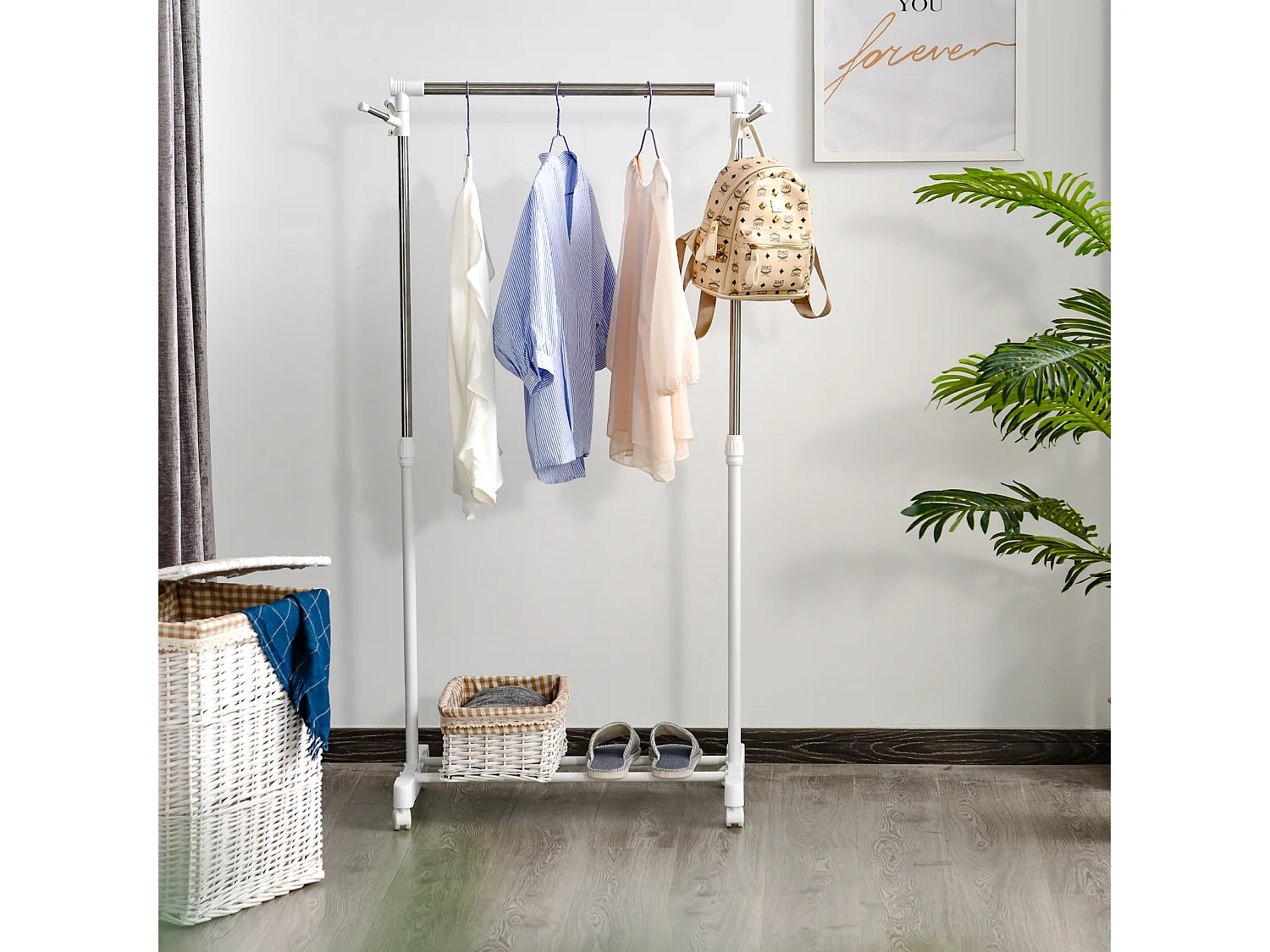 Appendiabiti stender ad altezza regolabile con 4 rotelle