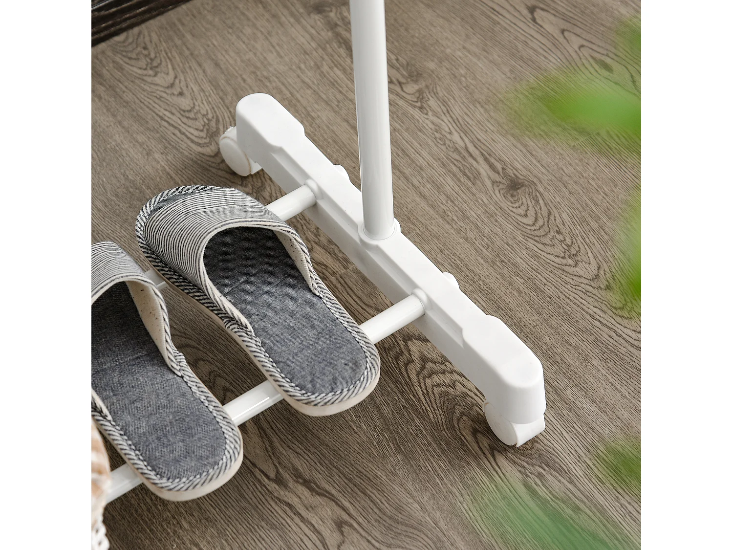 Appendiabiti stender ad altezza regolabile con 4 rotelle