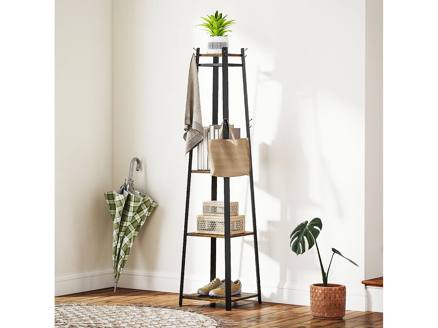 Appendiabiti da terra con 8 ganci e ripiani centrali marrone