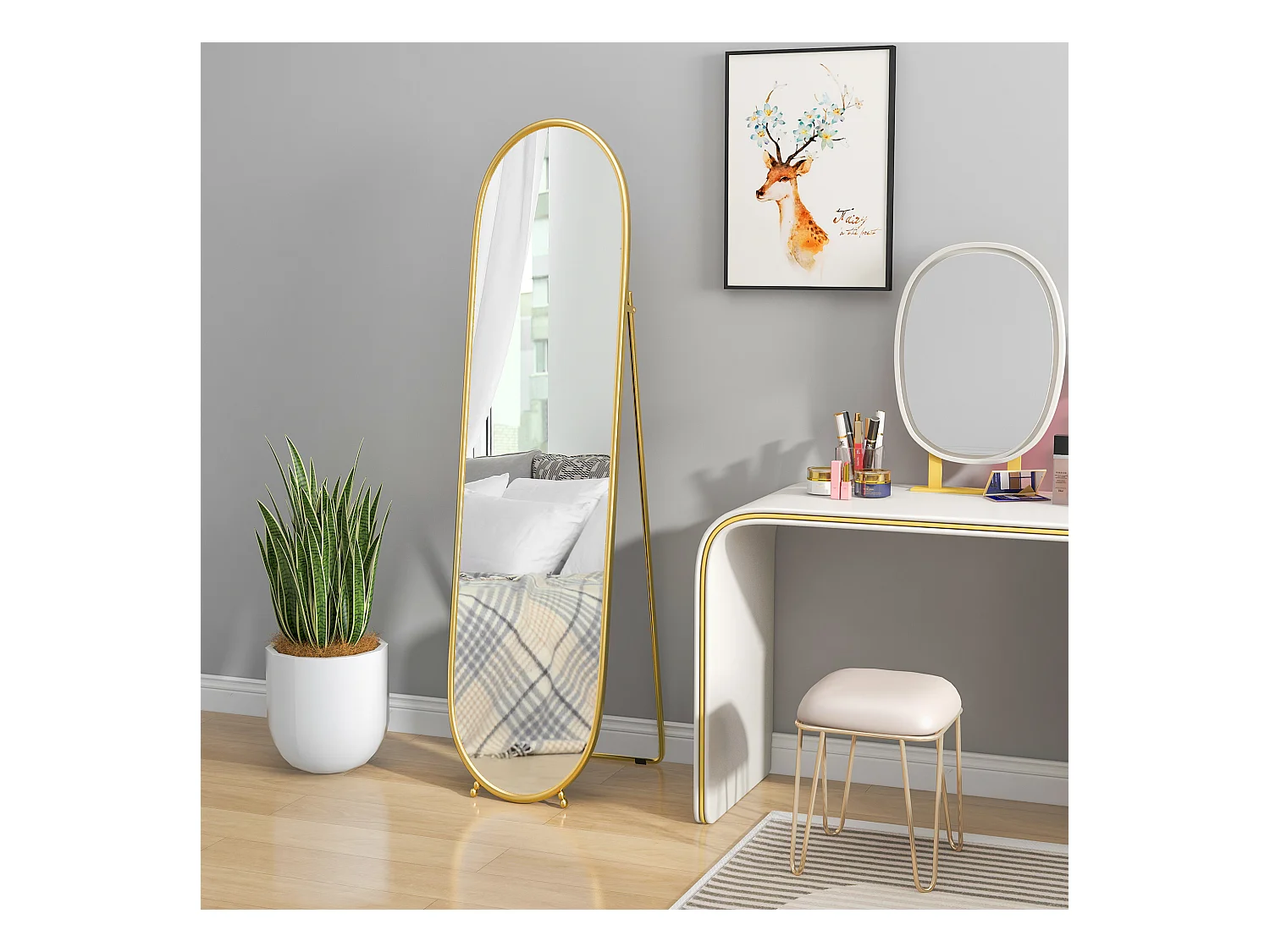 Specchio verticale ovale da terra con supporto oro
