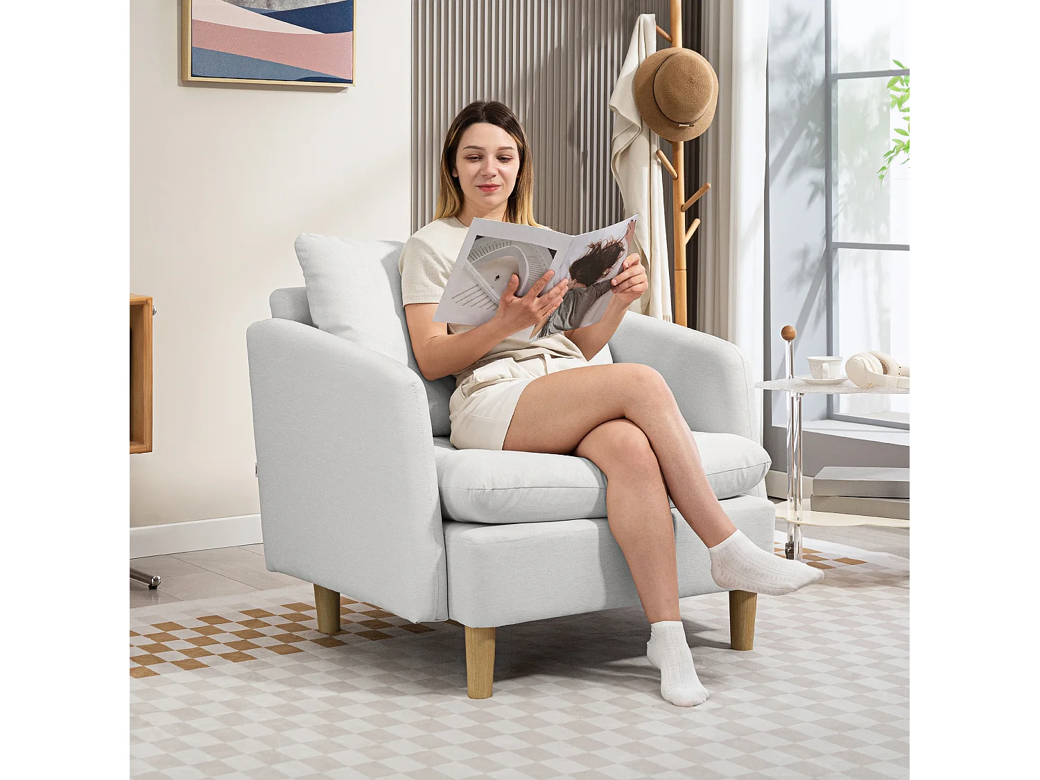 Poltrona da salotto moderna con imbottitura spessa in tessuto crema