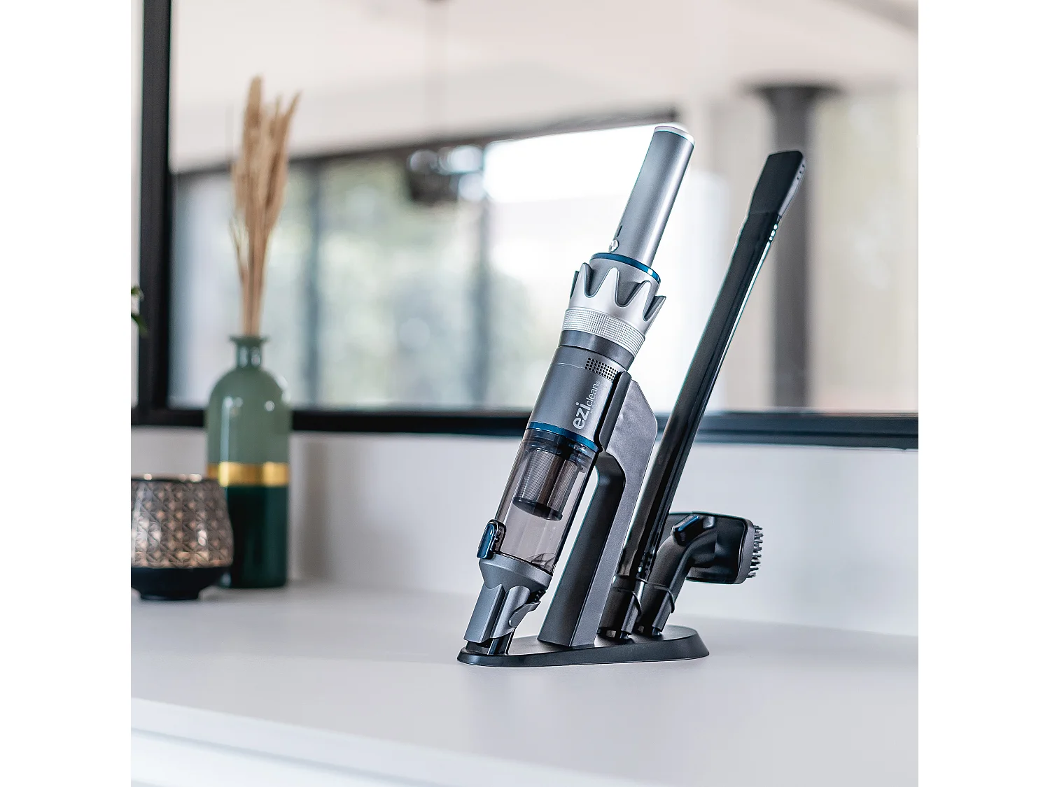 Lot Aspirateur à main eziclean® Blaster F130 + 1 set de 3 filtres