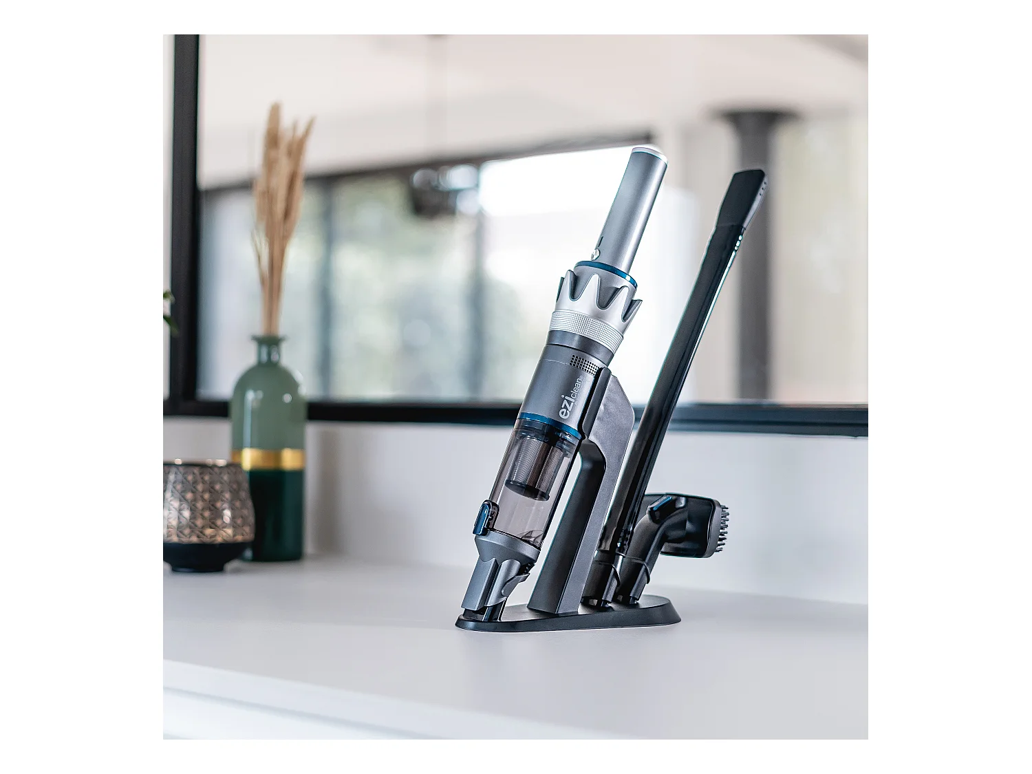 Lot Aspirateur à main eziclean® Blaster F130 + 2 sets de 3 filtres