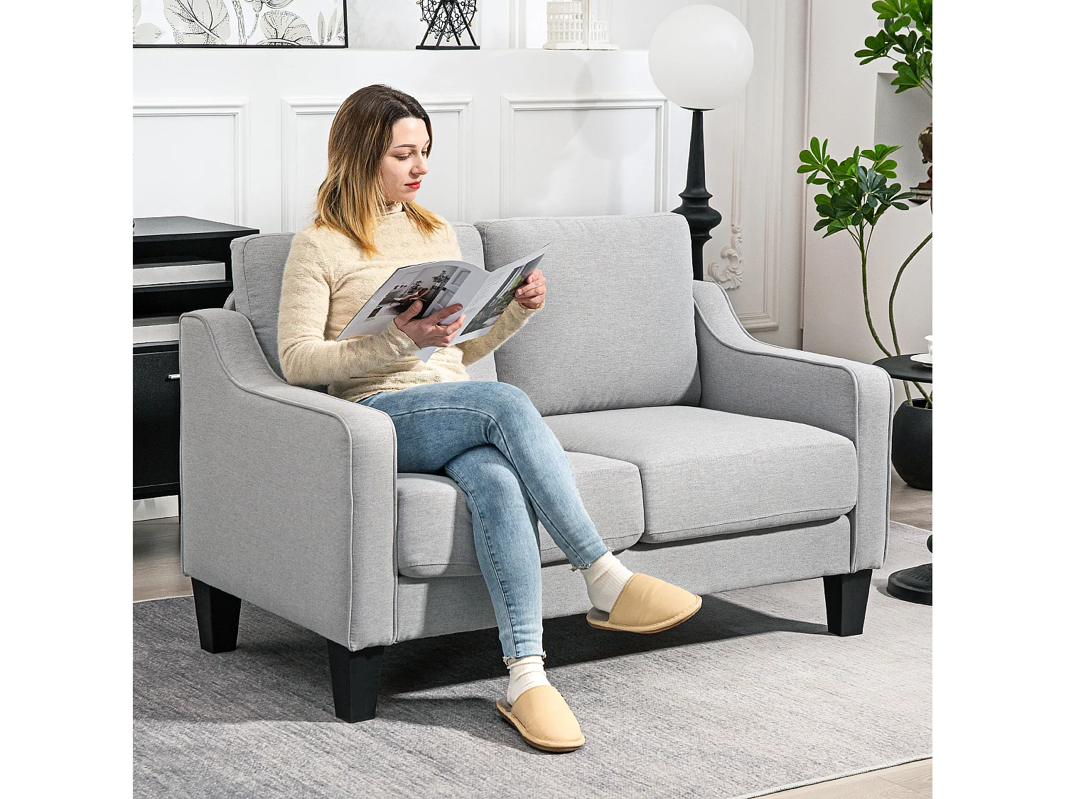 Divano 2 posti moderno in tessuto effetto lino grigio chiaro