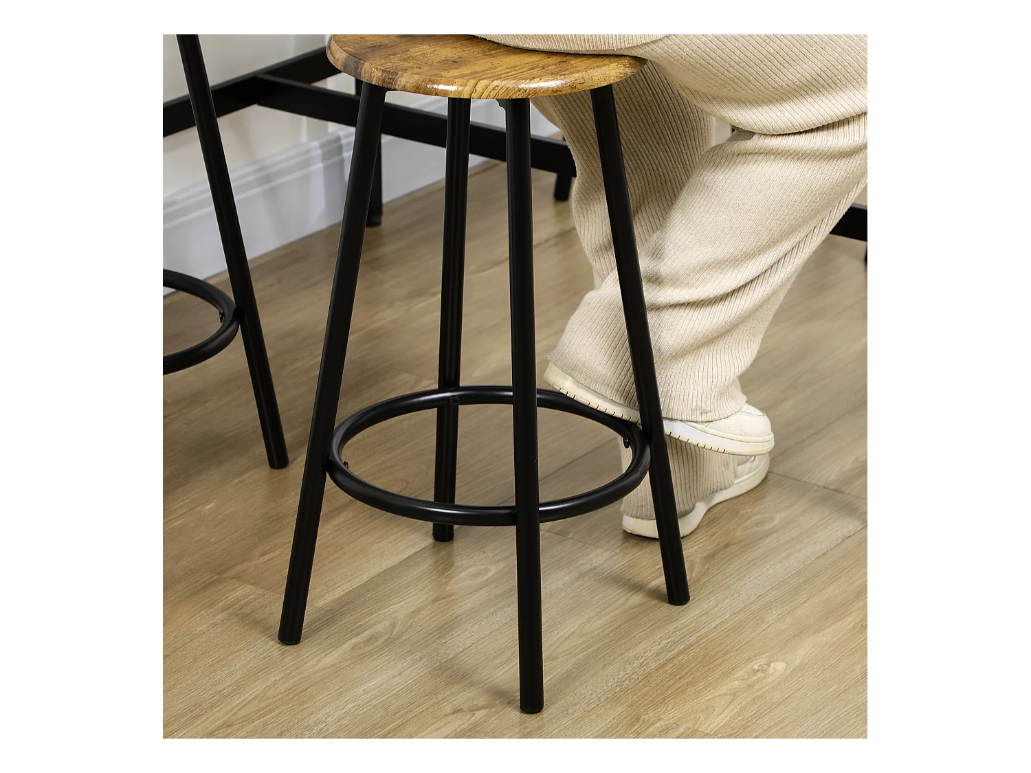 Set da bar 5 pezzi tavolo alto e 4 sgabelli marrone e nero