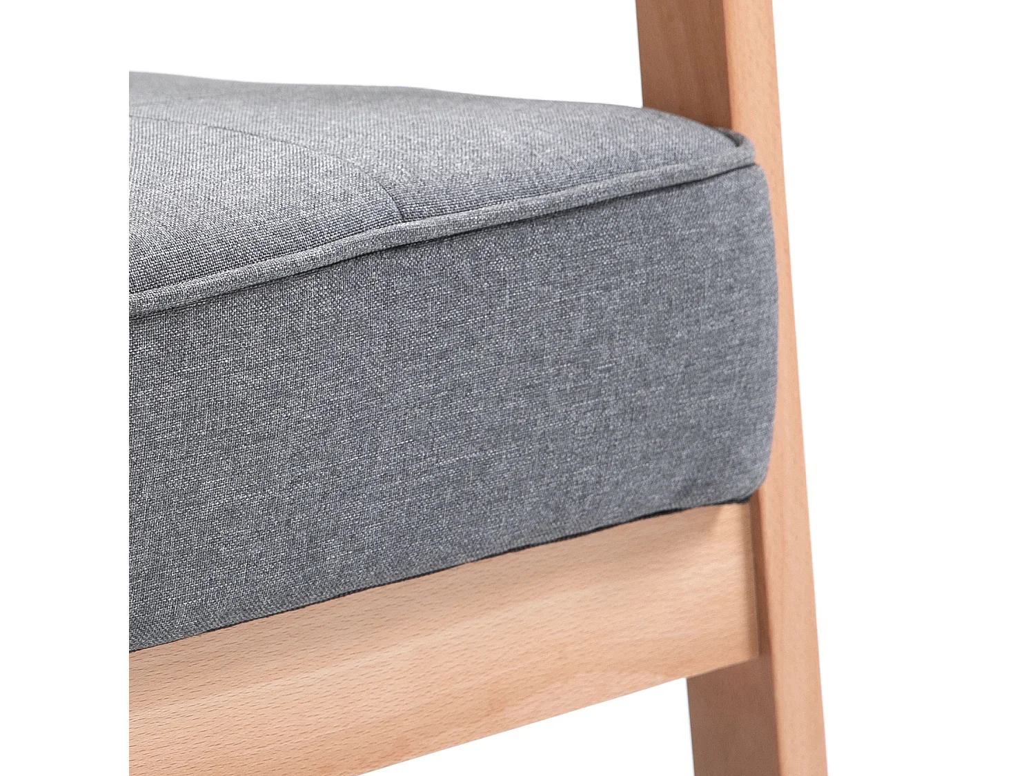 Poltrona stile nordico imbottita con braccioli legno e tessuto grigio