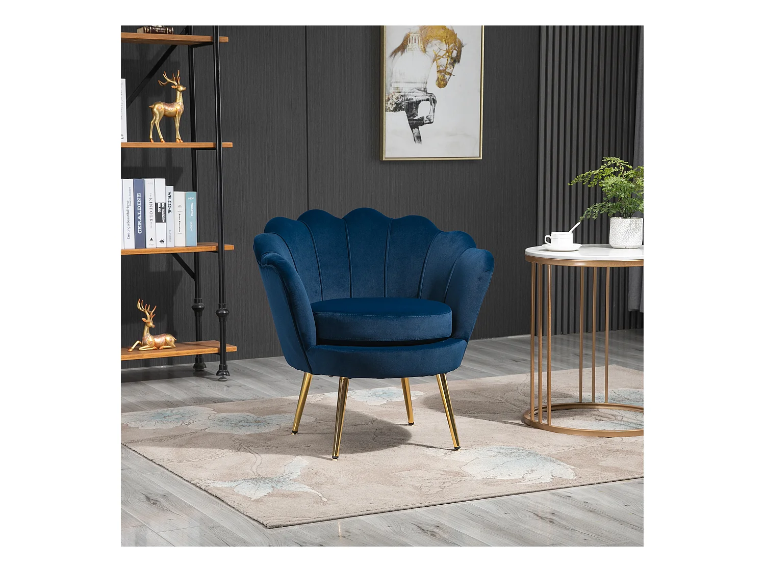 Poltroncina vintage di design da camera in velluto blu