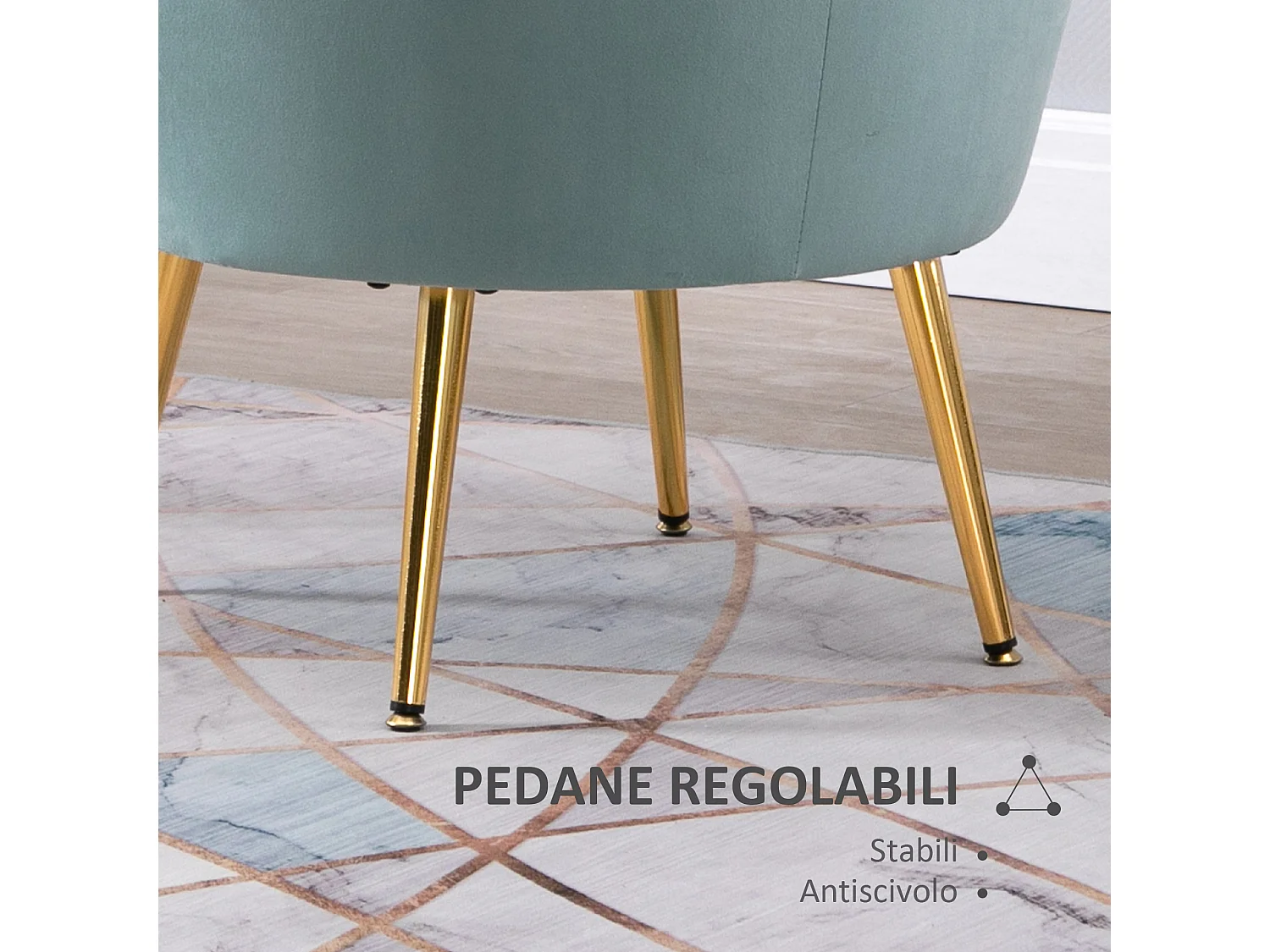 Poltroncina vintage di design da camera in velluto verde