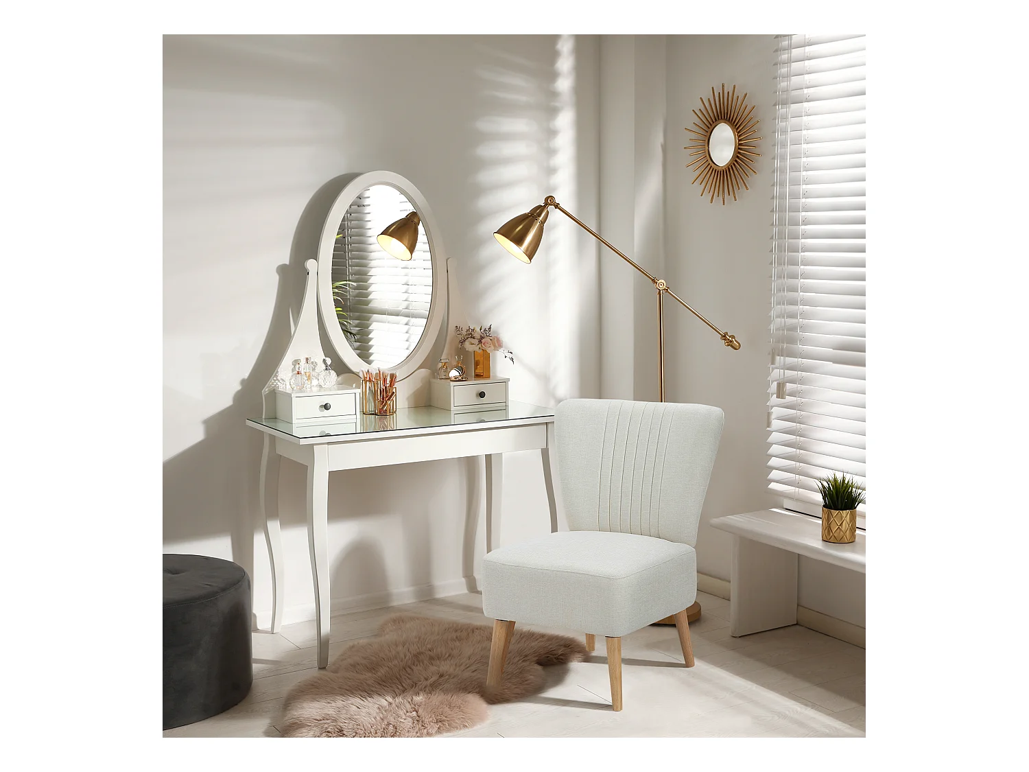 Poltrona imbottita stile nordico per camera e sala in tessuto