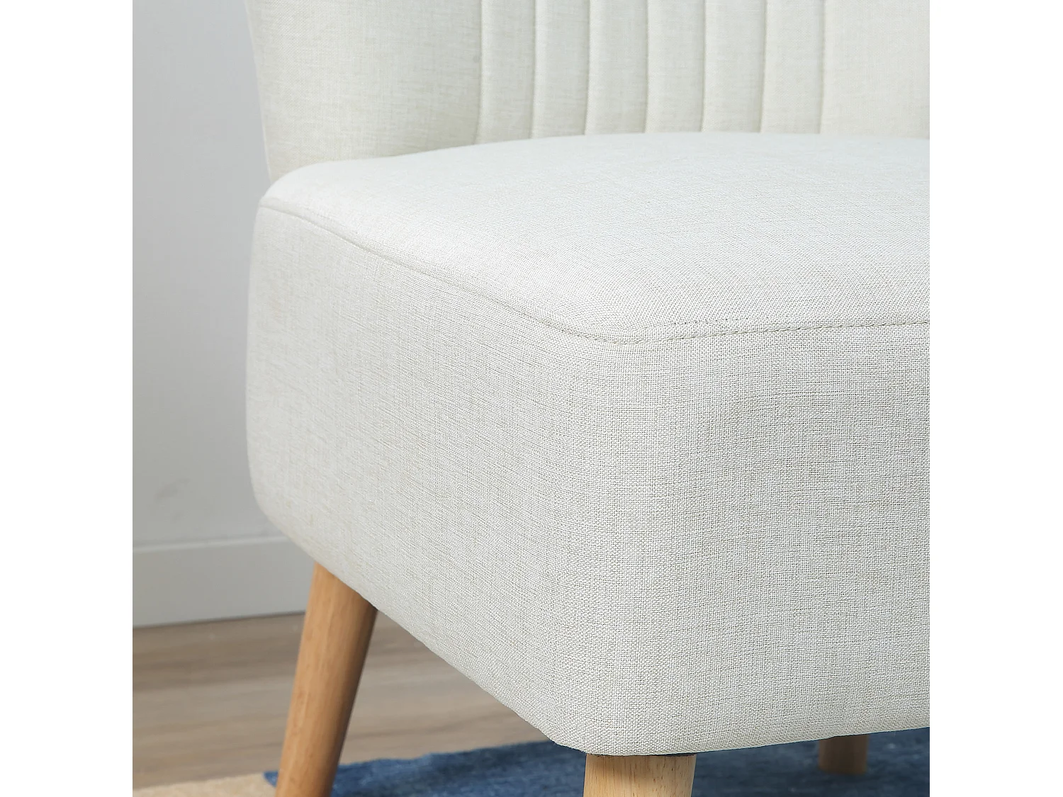 Poltrona imbottita stile nordico per camera e sala in tessuto