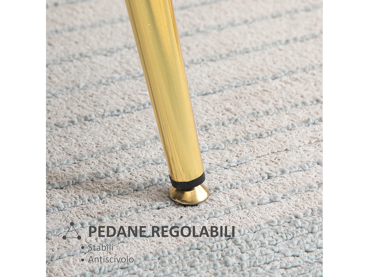 Poltroncina vintage di design da camera in velluto giallo