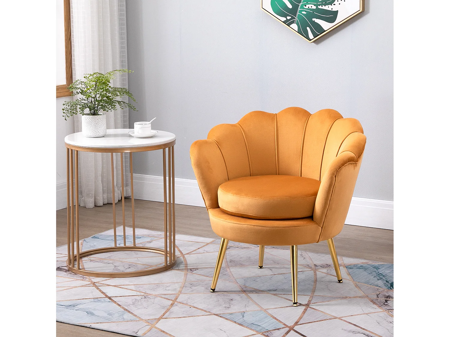 Poltroncina vintage di design da camera in velluto giallo