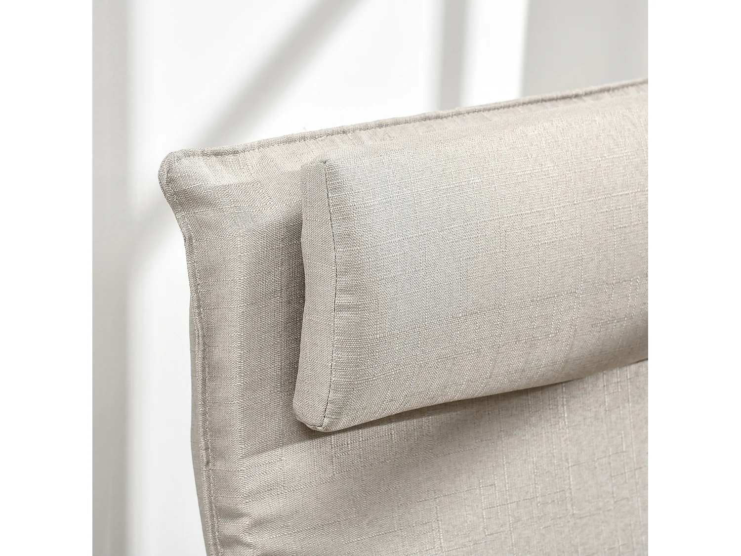 Poltrona relax con pouf poggiapiedi in legno e tessuto grigio