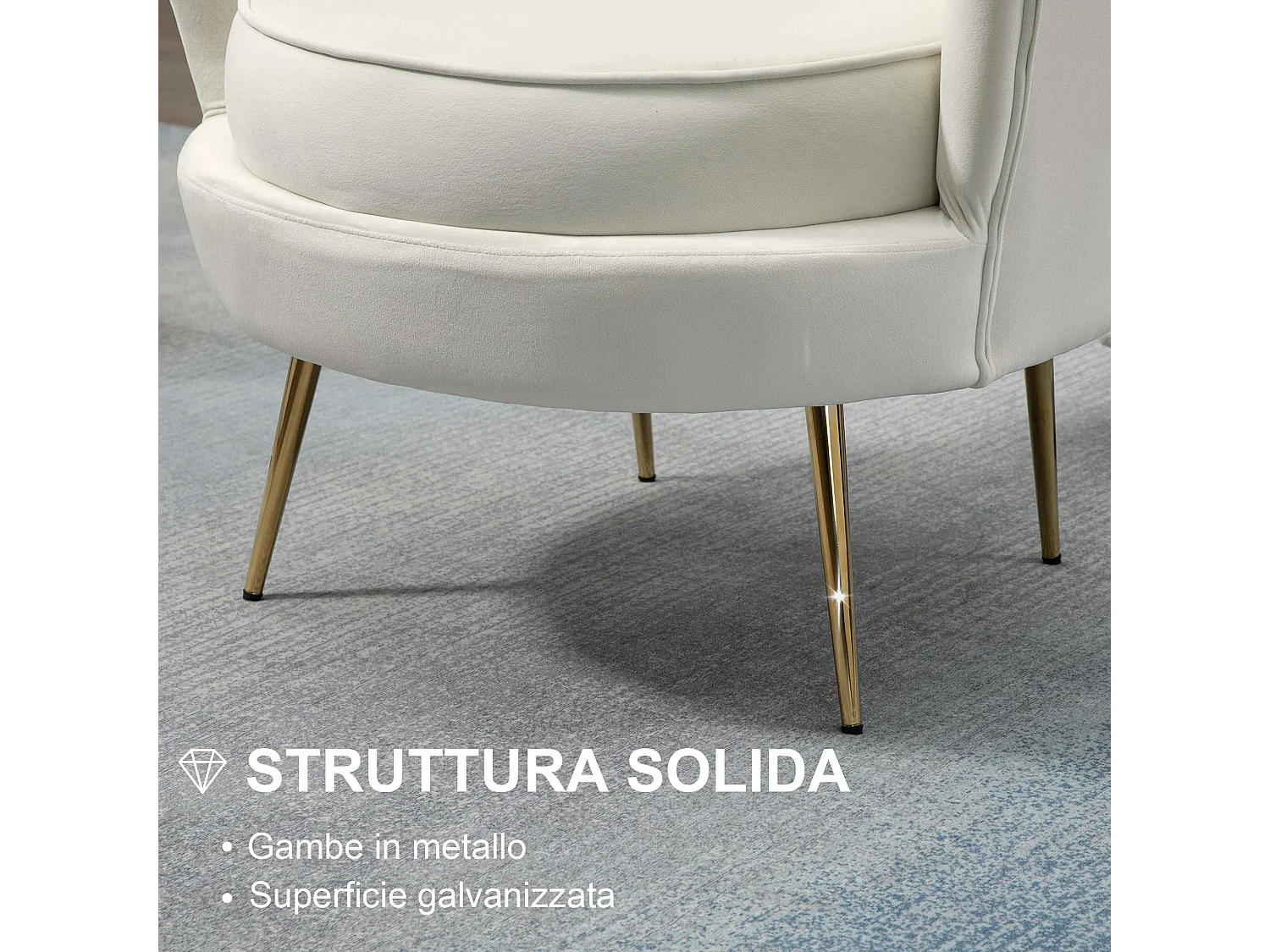 Poltrona di design stile vintage imbottita in velluto crema