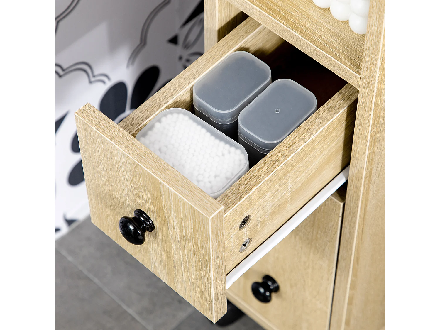 Armadietto da bagno a colonna con ruote e cassetto legno color rovere