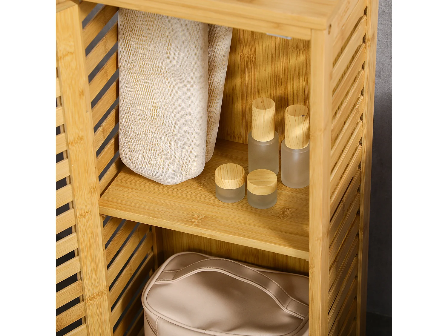 Armadietto bagno in bambù con ripiano interno regolabile