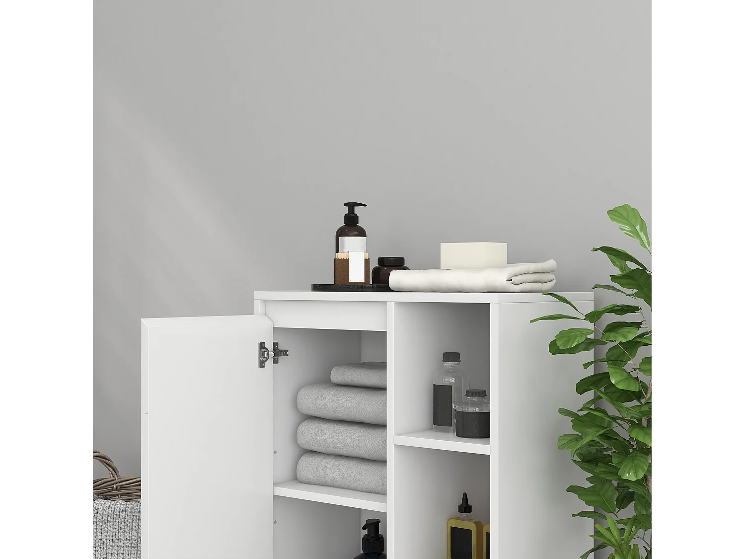 Mobile bagno con 3 ripiani aperti e armadietto a un'anta bianco