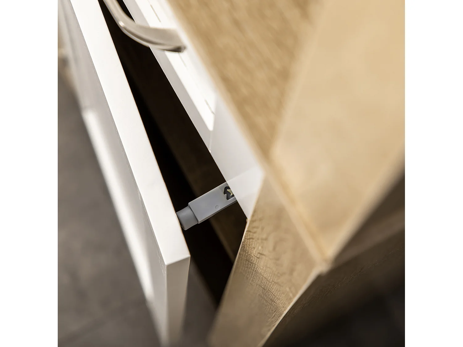 Mobile bagno alto con cassetto 2 armadietti 2 ripiani aperti