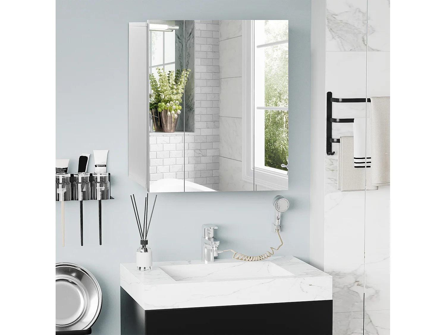 Armadietto bagno con 3 ante specchiate 70x15x60cm bianco