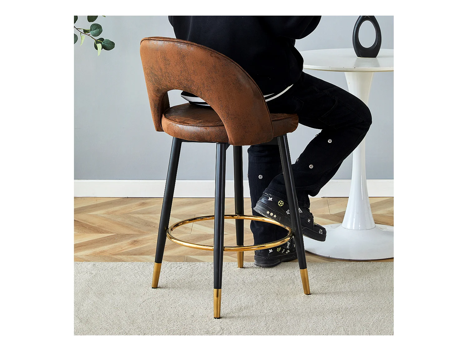 Tabouret de bar pivotant 360°, tissu technologique respirant, marron et noir, design ergonomique, confort optimal (48.2x43x91.5 cm)