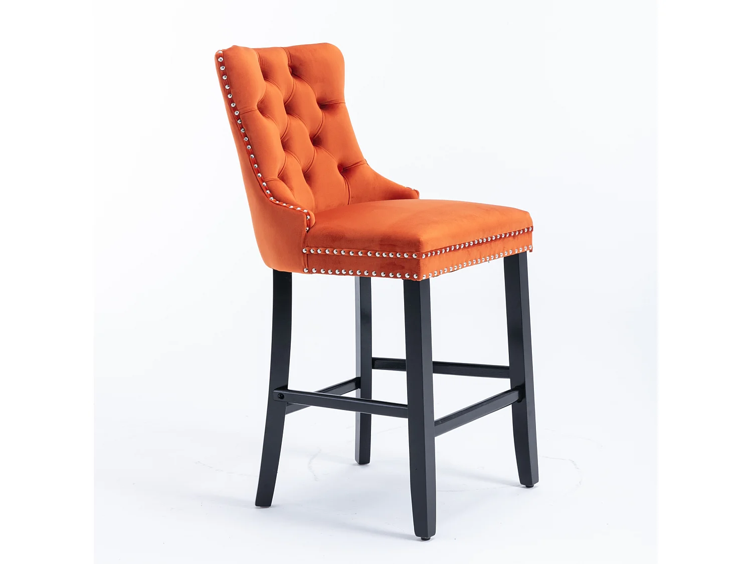 Tabouret de bar contemporain, capitonné, bois massif, piètement bois, rivets chromés, velours, orange (60x50x103 cm)