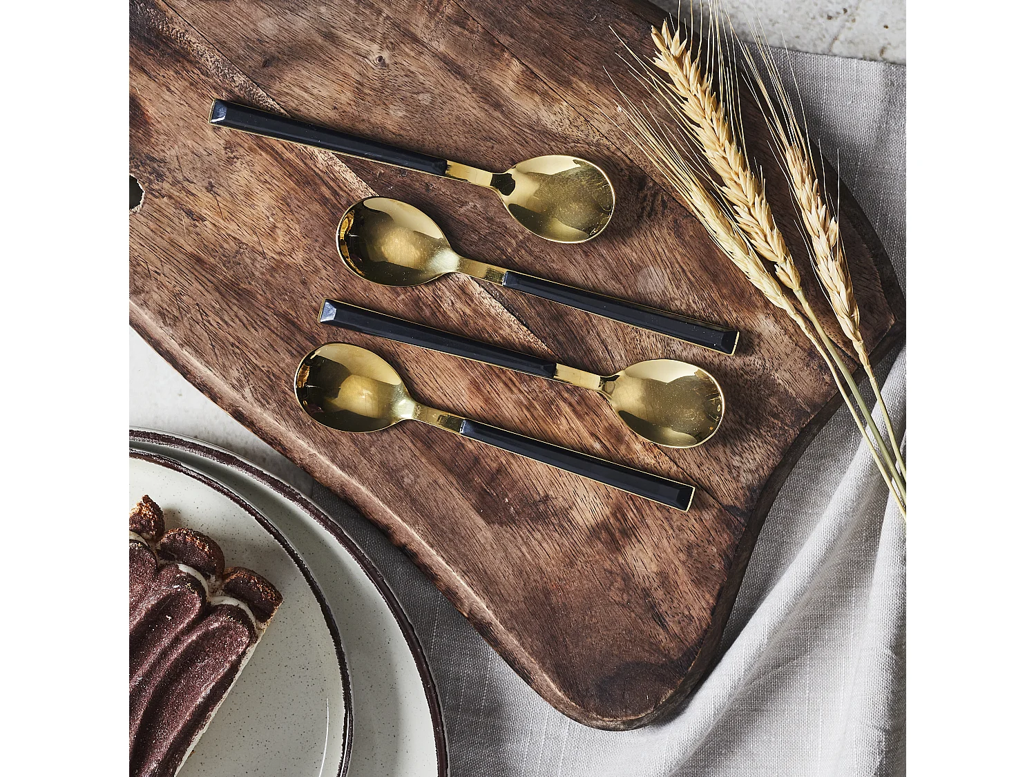 Cuillere A Dessert Noir X4 Charlotte Noir