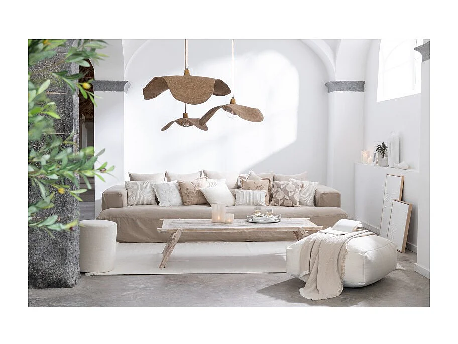 Cojín cuadrado de algodón gris con bordado 52x52x15 cm