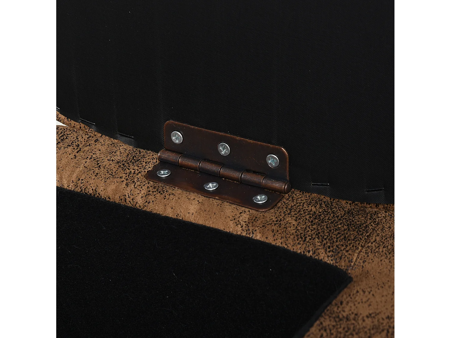 Pouf contenitore imbottito forma di bufalo 62x35x36cm marrone