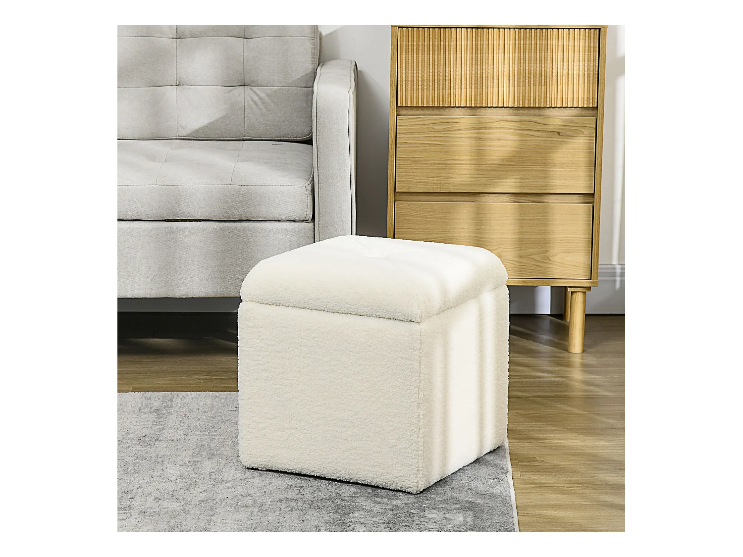 Pouf contenitore quadrato imbottito in tessuto teddy bianco crema