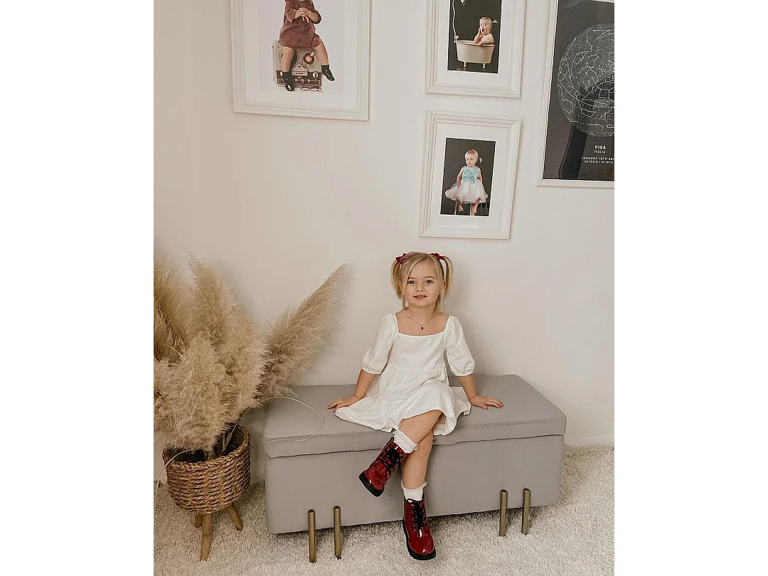 Panca contenitore imbottita moderna con piedini dorati grigio