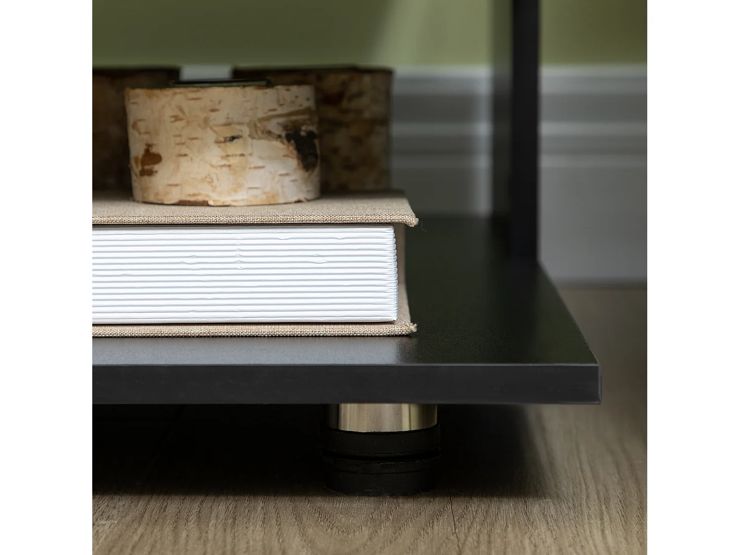 Tavolino da salotto asimmetrico quadrato ripiani in legno nero