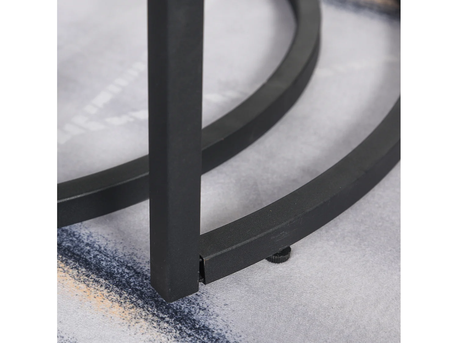 Set 2 tavolini da caffè impilabili in metallo e MDF grigio e nero