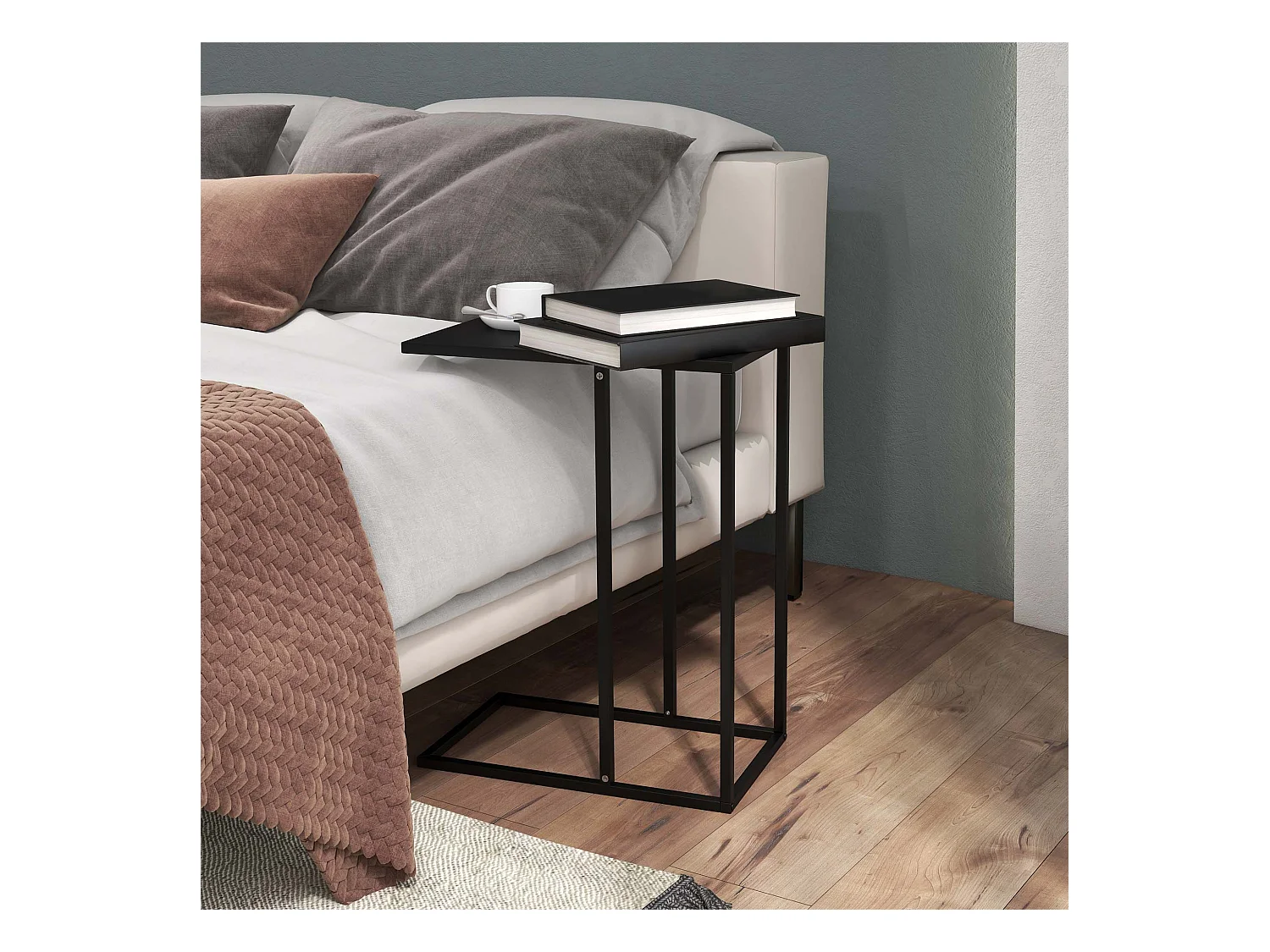 Tavolino da salotto industriale a forma di c in acciaio nero