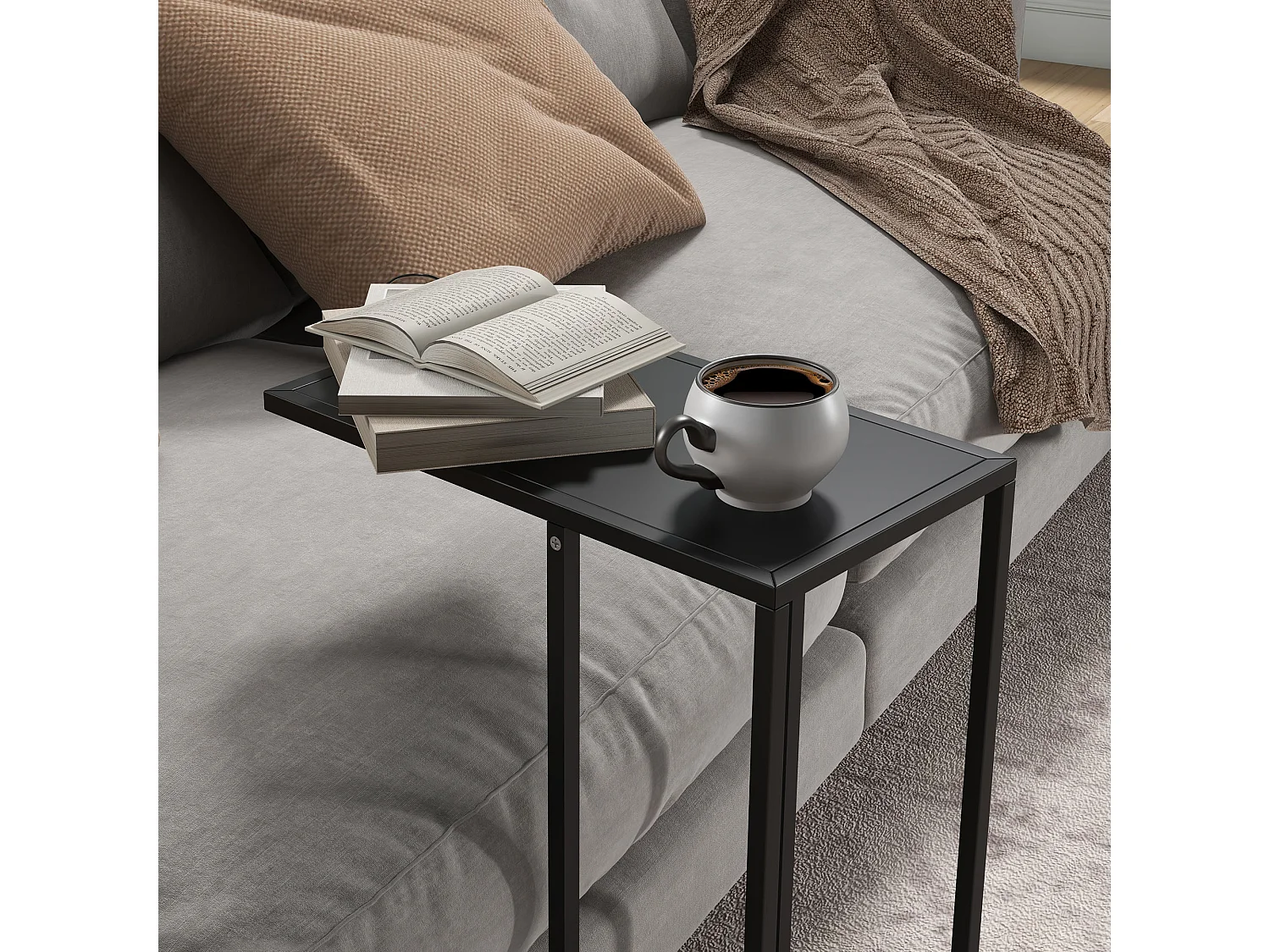 Tavolino da salotto industriale a forma di c in acciaio nero