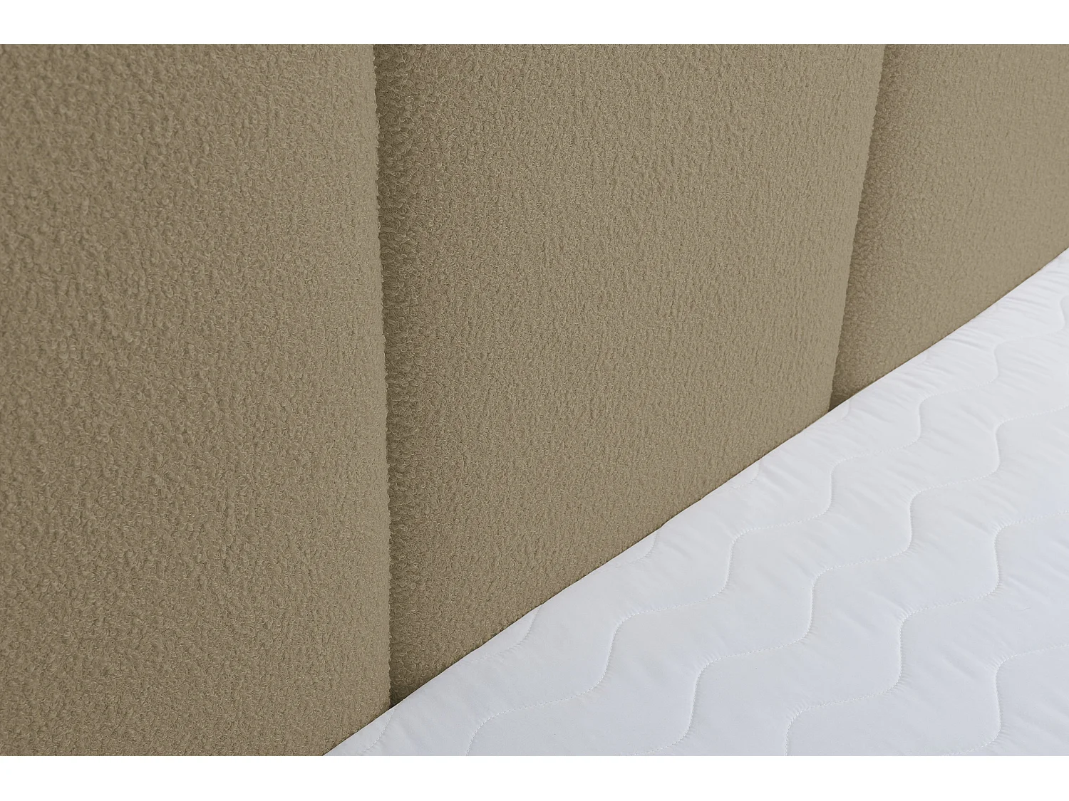 Lit rembourré Basti avec tête de lit, 140 x 200 cm, lit double avec coffre de rangement et sommier à lattes en métal, tissu bouclé, couleur : marron