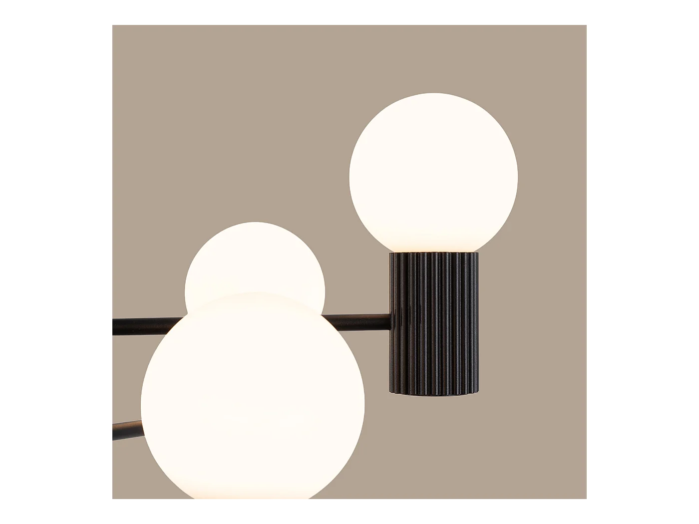 Lustre Halo Moderne En Aluminium - 6 Sources Lumineuses - L.64 X H.230 Cm - Noir