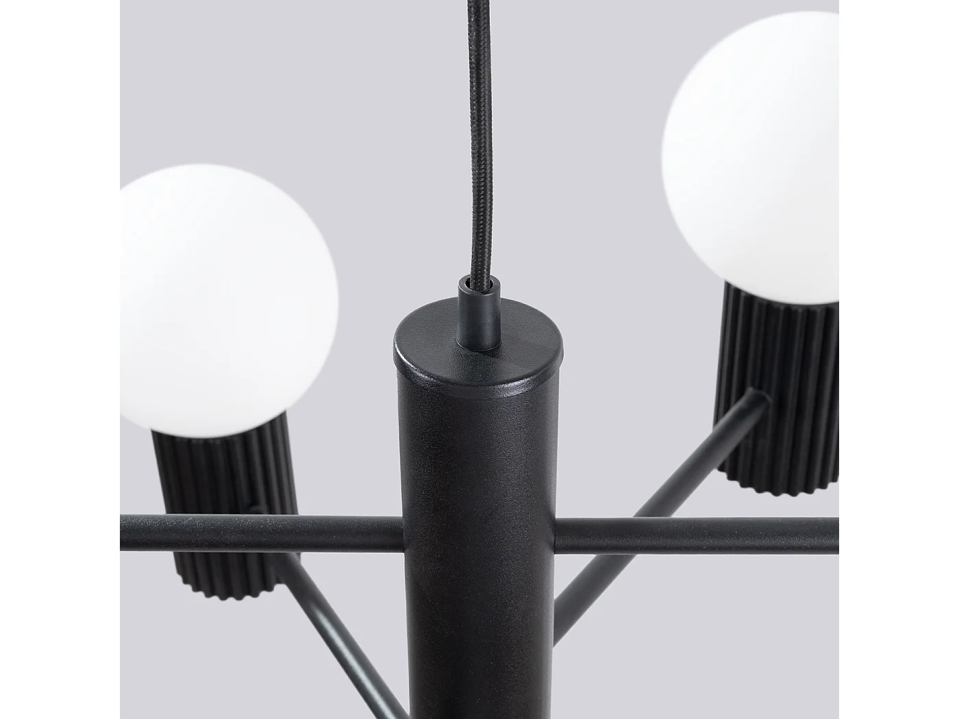 Lustre Halo Moderne En Aluminium - 6 Sources Lumineuses - L.64 X H.230 Cm - Noir