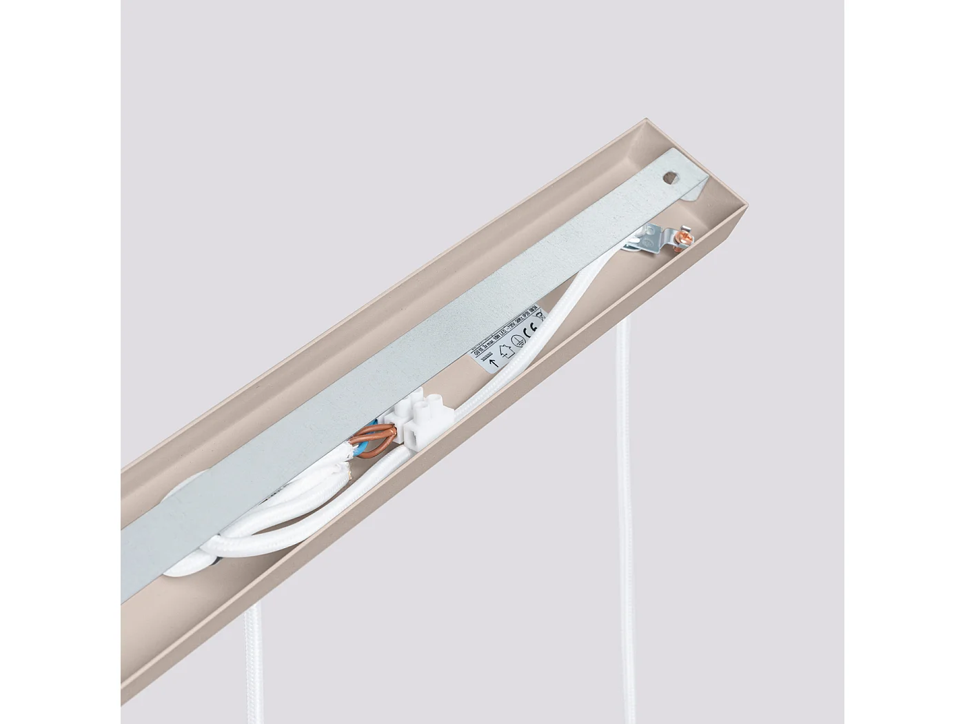 Candeeiro Suspenso Karbon Minimalista, Alumínio - 3 Lichtbronnen - L.45 X H.98 Cm - Cinza-Claro