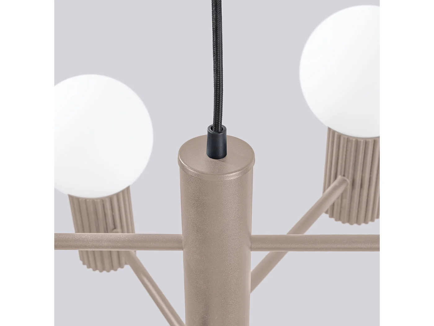 Lustre Halo Moderno, Alumínio - 6 Lichtbronnen - L.64 X H.230 Cm - Cinza-Claro