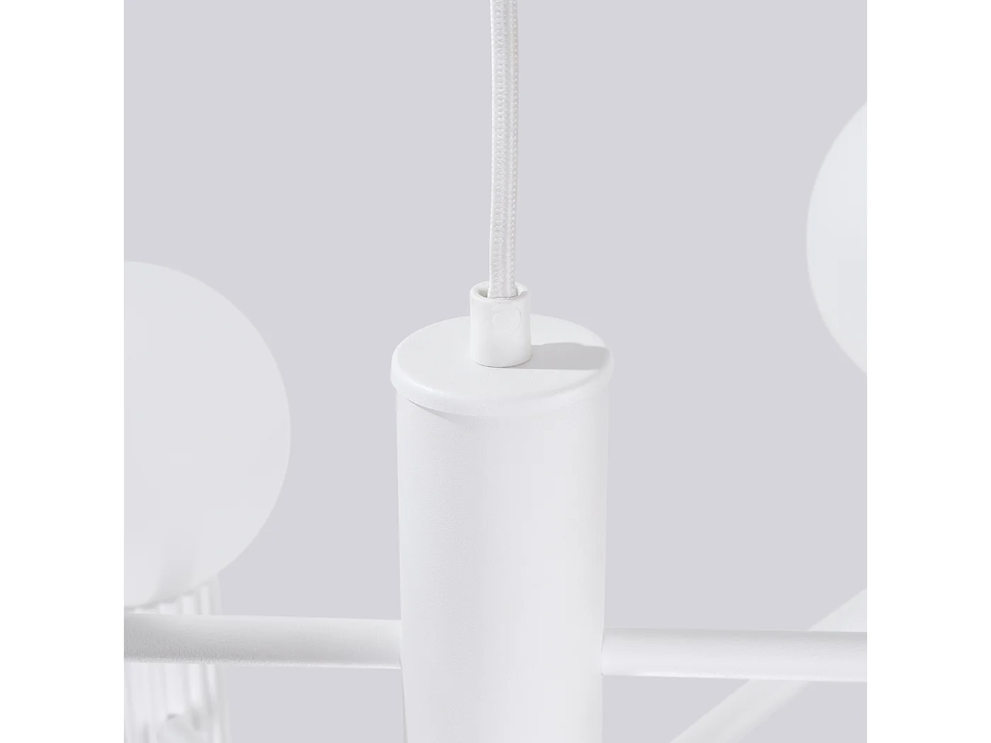 Lustre Halo Moderne En Aluminium - 6 Sources Lumineuses - L.64 X H.230 Cm - Blanc