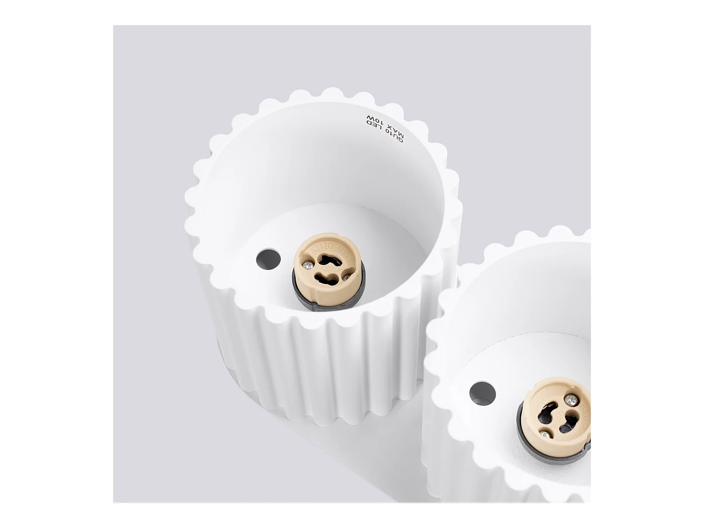 Deckenleuchte Aura Minimalistisch Aus  Aluminium - 2 Lichtquellen - L.21 X H. Cm - Weiß