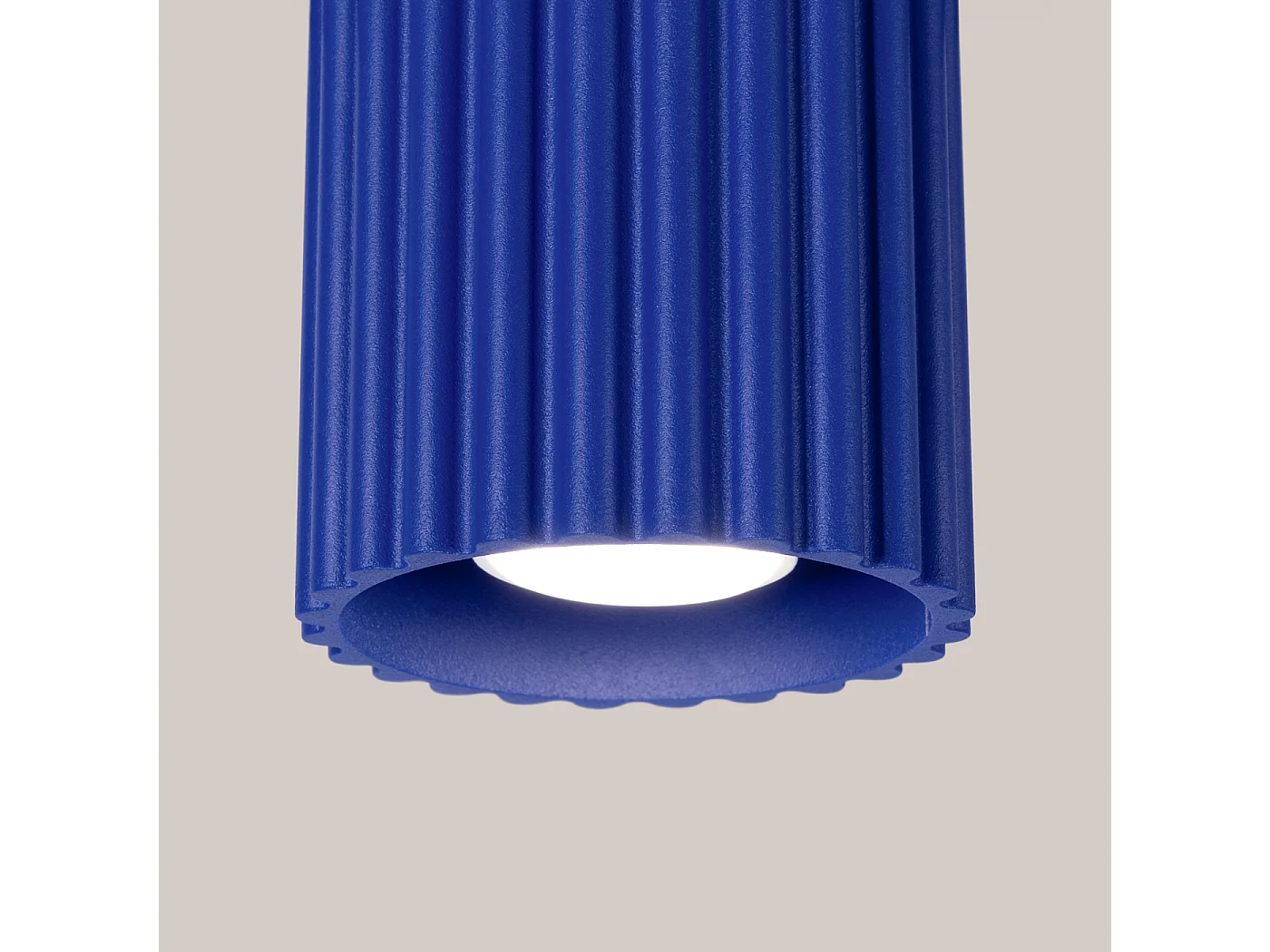 Deckenleuchte Aura Minimalistisch Aus  Aluminium - 1 Lichtquellen - L.10 X H. Cm - Ultramarin