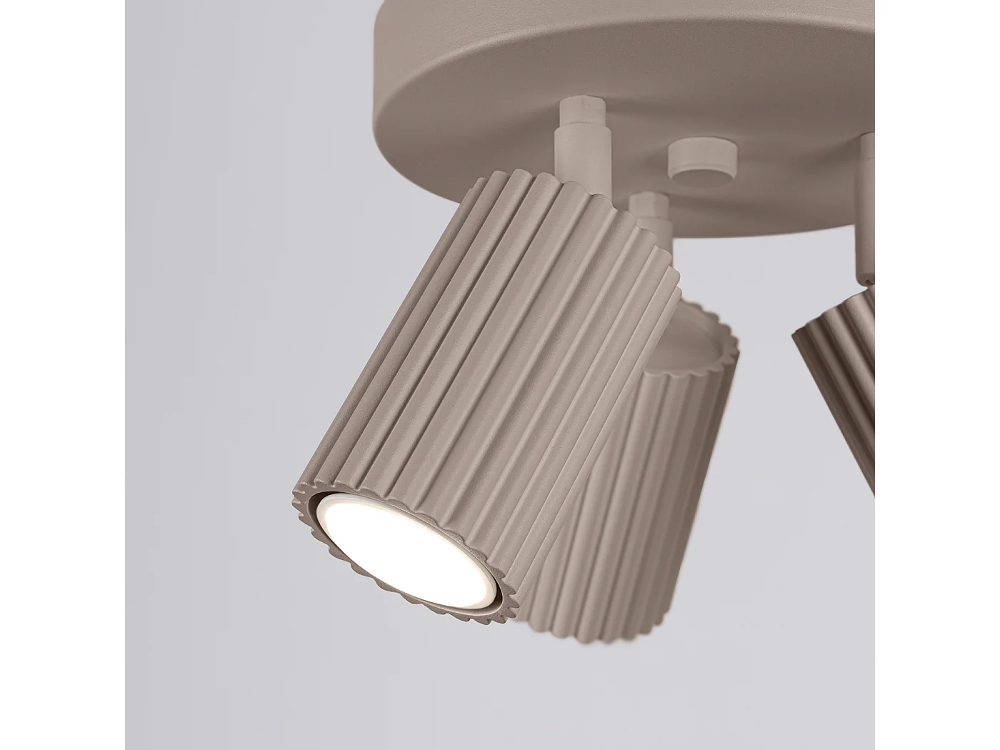 Lampada A Soffitto Karbon Minimalist Di Alluminio - 3 Sorgenti Luminose - L.19,5 X A.18 Cm - Talpa